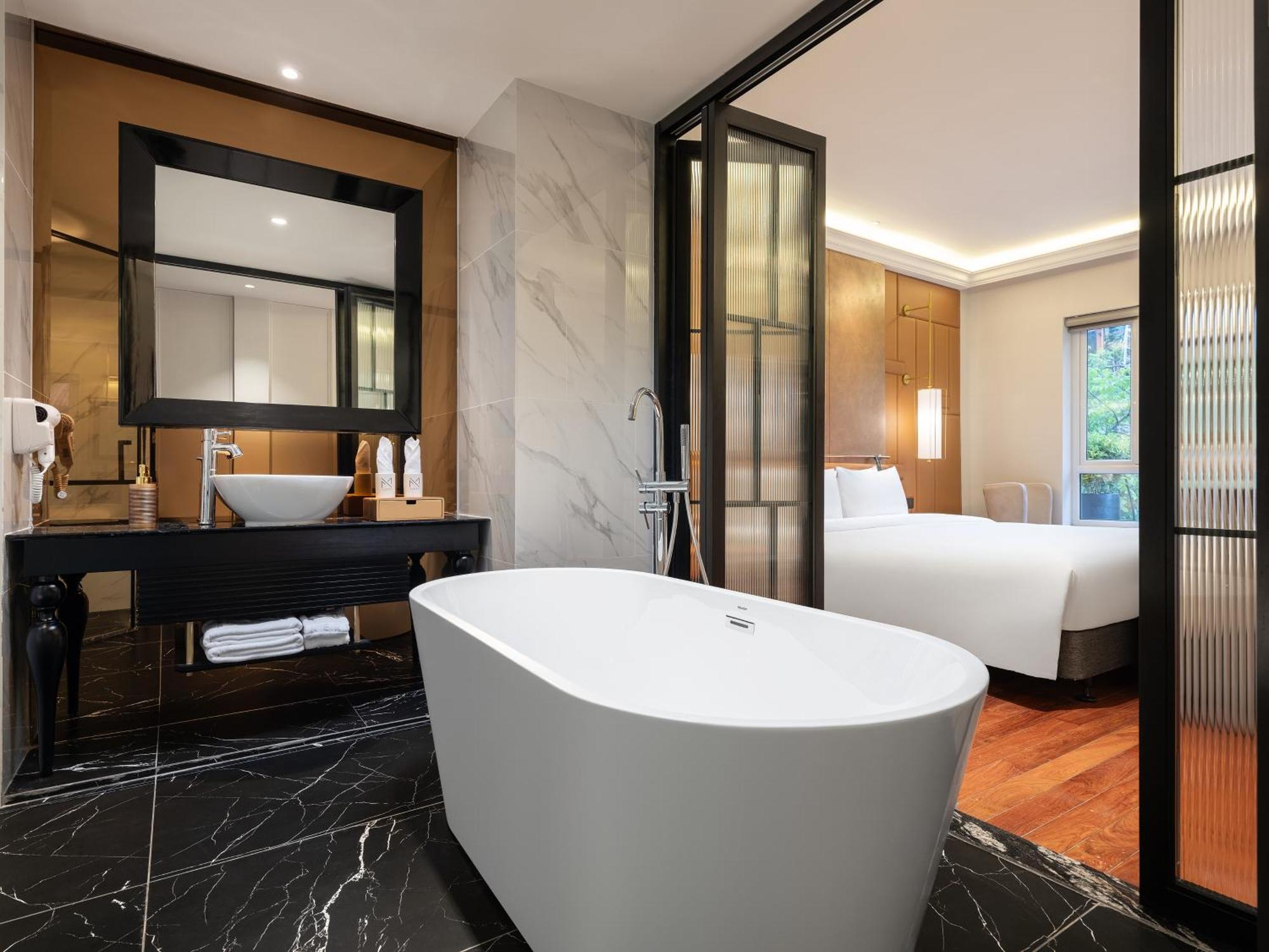 Minerva Premium Hotel Ханой Екстер'єр фото